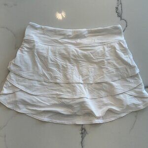 Athleta Girl Size XL or 14 White Tennis Swing Skort With Zipper On Back